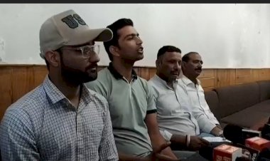 गुर्जर समुदाय ने के न्द्र सरकार से हाटी आरक्षण बिल पर पुनर्विचार क रने लगाई गुहार.......