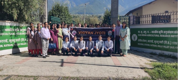 राजकीय संस्कृत महाविद्यालय तुंगेश में किया संस्कृत दिवस समारोह का आयोजन......