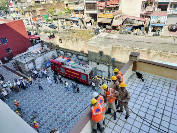 समर्थ 2023 अभियान के तहत मिनी सचिवालय ऊना में मॉक ड्रिल आयोजित