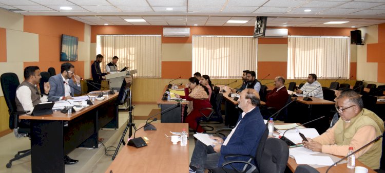 अवैध निर्माण पर करें उचित कार्रवाई, ‘ठोस कूड़ा कचरा प्रबंधन पर करें विशेष फोक्स‘ कांगड़ा जिला के नगर निकाय आमदनी बढ़ाने के लिए उठाएं कारगर कदम: डीसी