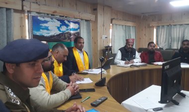 लाहुल स्पीति में नही है बाल देखभाल गृह की सुविधा…….. जिला स्तरीय बाल कल्याण  एवं संरक्षण समिति की बैठक में बताया