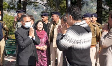 मुख्यमंत्री ने टूटीकंडी बालिका आश्रम में बच्चों के साथ मनाई दीवाली आने वाले समय में एकल नारियों, मूक-बधिर बच्चों के लिए आएगी योजना