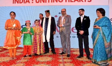 सांस्कृतिक कार्यक्रमों से बच्चों का सर्वांगीण विकास सुनिश्चित - डॉ. शांडिल