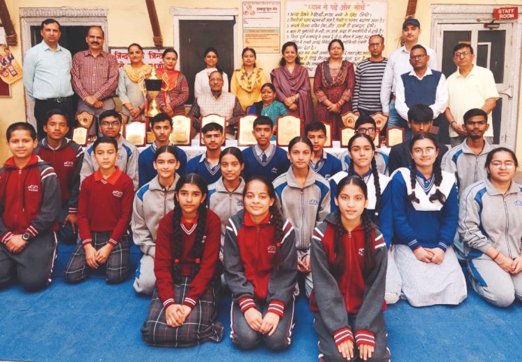 ज़िलास्तरीय बाल विज्ञान कोंग्रेस में ए वी एन स्कूल के विद्यार्थियों का दबदबा