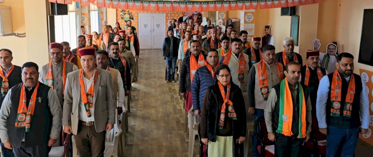 अनुसूचित जाति मोर्चा ने लोक सभा चुनावों के लिए कसी कमर पीएम मोदी की केंद्र सरकार में वंचितों की सेवा सर्वोपरि माना : जयराम