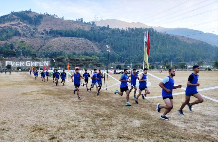 अग्निवीर बनने के लिए युवाओं ने दिखाया दम