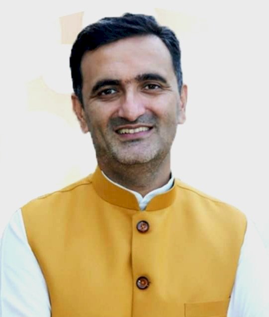 अपने विभाग को छोड़कर, हर विषय पर राय देने में माहिर है बागवानी मंत्री: चेतन बरागटा