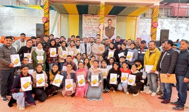 शिक्षा मंत्री ने 3 करोड़ से बने जुब्बल स्कूल के विज्ञान ब्लाक का किया उद्घाटन