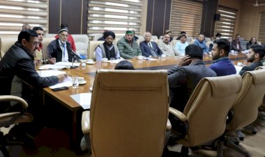 सिरमौर में 61 पीड़ितों को 83 लाख से अधिक राहत राशि वितरित -  एडीएम