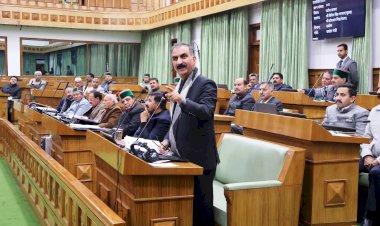 भाजपा सांसद दिल्ली जाते हैं तो प्रधानमंत्री और गृह मंत्री से मिलने से घबराते हैं : सुक्खू