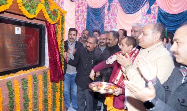 मुख्यमंत्री ने 47.36 करोड़ से निर्मित संजौली-ढली सुरंग का उद्घाटन किया शिमला शहर में टैªफिक की समस्या का होगा स्थाई समाधान