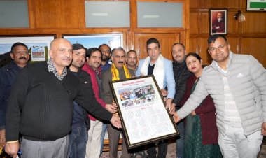 मुख्यमंत्री ने हि.प्र.सचिवालय सेवाएं कर्मचारी संगठन के कैलेंडर का विमोचन किया