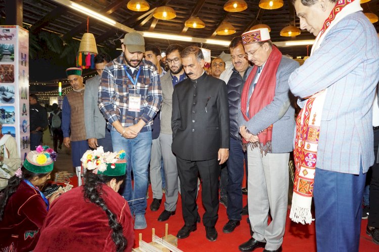 दिल्ली हाट में हिम महोत्सव का शुभारंभ.... हिमाचली संस्कृति की विशिष्टता को बढ़ावा देने के लिए सरकार कर रही नवीन प्रयास: मुख्यमंत्री