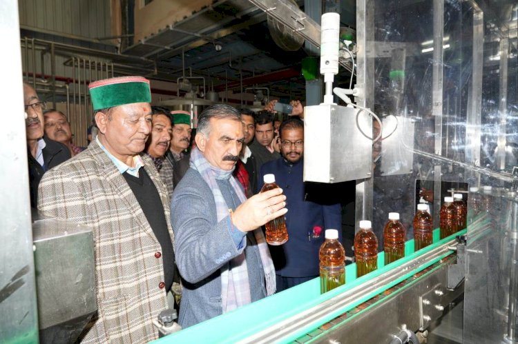 मुख्यमंत्री ने पराला में 100.42 करोड़ रुपये से निर्मित अत्याधुनिक फल विधायन संयंत्र का किया लोकार्पण