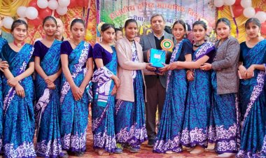 सीसे स्कूल करियां का वार्षिक पारितोषिक वितरण समारोह आयोजित, विधायक नीरज नैय्यर ने मेधावी विद्यार्थियों को किया पुरस्कृत