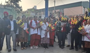 सिरमौर प्रवास के दौरान मुख्यमंत्री सुखविंदर सिंह सुक्खू से मिली नर्सेज़ एसोसिएशन नाहन इकाई
