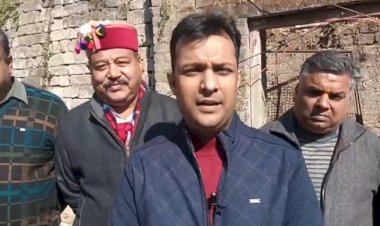 नाहन  में 22 जनवरी को शराब व मिट की दुकानें बन्द रखने की मांग सनातन धर्म सभा व जैन सभा ने डीसी को सौंपा ज्ञापन