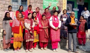 अयोध्या से लाए अक्षत किए वितरित