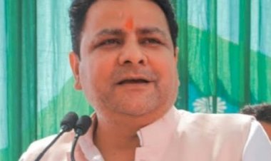 आदि हिमानी में दोबारा लगेंगी सोलर लाइट्स :सुधीर शर्मा       बोले, त्रियूंड में वन विभाग अब नहीं वसूल पाएगा फीस