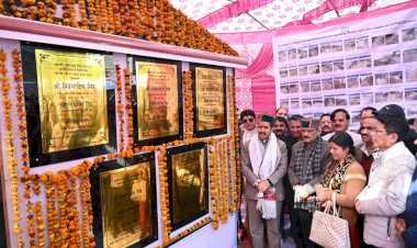 विक्रमादित्य सिंह ने सरकार गांव के द्वार कार्यक्रम के तहत तकलेच में सुनी जन समस्याएं