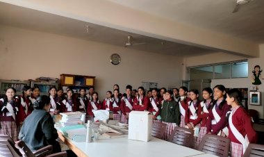 माता पद्मावती कॉलेज ऑफ नर्सिंग में राजकीय वरिष्ठ माध्यमिक पाठशाला ददाहू की छात्राओं ने किया शैक्षणिक भ्रमण