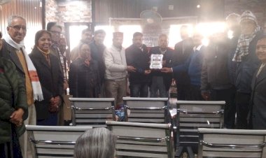 ब्रजेश्वरी मंदिर के सभागार में कवि सम्मेलन आयोजित