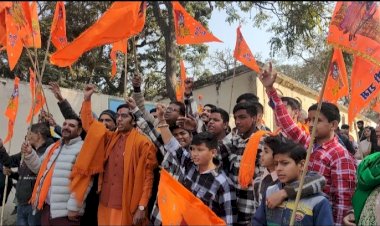 नव भारत युवा संघ द्वारा  शहर में निकली राम यात्रा......