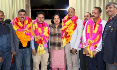 नगर निगम मंडी के मनोनीत पार्षदों ने ग्रहण की पद एवं गोपनीयता की शपथ