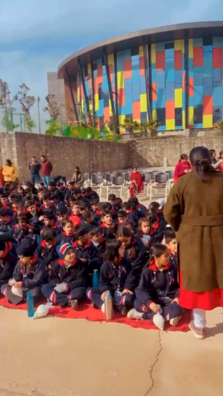 मूंगफली और रेवडी की मिठास के साथ अरिहंत में रही लोहड़ी की धूम