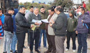 झाड़माजरी स्थित कम्पनी में राहत एवं बचाव कार्य जारी