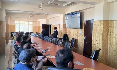 अधिकारियों-कर्मचारियों को दी साइबर सुरक्षा और डेटा संरक्षण की जानकारी, कार्यशाला में कई विभागों के अधिकारियों ने लिया भाग