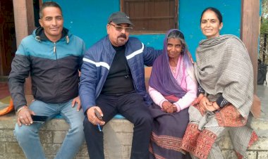 दिव्यांग कमला देवी के लिए सहारा बनी मंडी रेडक्रॉस सोसायटी,  20 वर्षों से बिस्तर पर लाचारी में जी रही थीं 55 वर्षीय कमला देवी