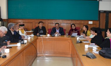 सोलन में जिला रेड क्रॉस सोसाइटी की बैठक आयोजित