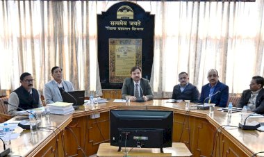 चुनाव प्रक्रिया से जुड़े अधिकारी व कर्मचारी अच्छे से सोच समझकर ही लें सभी निर्णय - अनुपम कश्यप