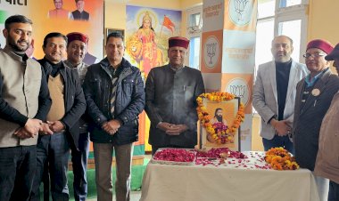 मीराबाई ने गुरु रविदास को अपना गुरु धारण किया : बिंदल