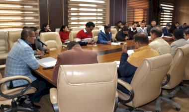 31 मार्च 2024 तक निर्धारित लक्ष्य पूरा करें सभी विभाग : सुमित खिमटा