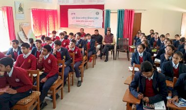 नवोदय विद्यालय में बताया मिट्टी के परीक्षण का महत्व, मिट्टी के नमूने लेने और स्वास्थ्य कार्ड के बारे में दी जानकारी