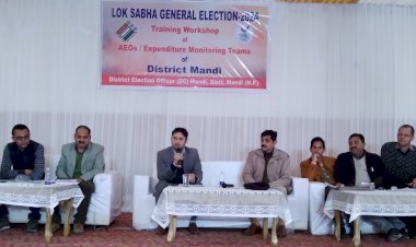 निष्पक्ष और पारदर्शी चुनाव के लिए व्यय पर्यवेक्षकों का अहम रोल : अपूर्व देवगन