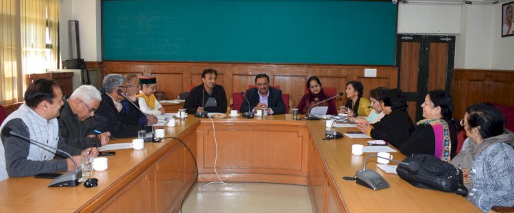 सोलन में जिला रेड क्रॉस सोसाइटी की बैठक आयोजित