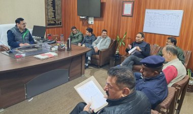 सिरमौर जिला में वर्ष 2024 में सड़क दुर्घटनाओं में 20 लोगों की जानें गई -एल. आर. वर्मा