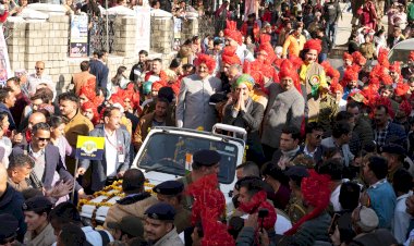 मुख्यमंत्री ने अन्तरराष्ट्रीय शिवरात्रि मेले का विधिवत् शुभारंभ किया, बाग़ी विधायकों पर साधा निशाना