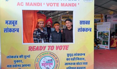 शिवरात्रि मेले में मतदाताओं को किया जा रहा जागरूक