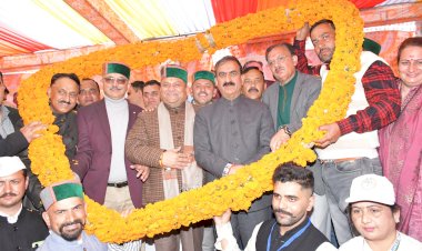 मुख्यमंत्री ने शिलाई विधानसभा क्षेत्र में 110 करोड़ रुपए की विकासात्मक योजनाओं के लोकार्पण एवं शिलान्यास किए