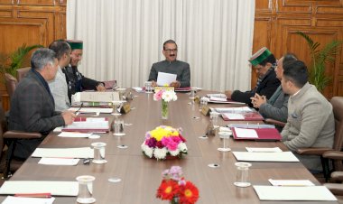 चतुर्थ श्रेणी अंशकालिक कर्मचारियों को दैनिक वेतन भोगी बनाने का निर्णय