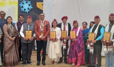 रोटरी क्लब नाहन संगिनी ने उत्कृष्ट कार्य करने वालों को नवाजा