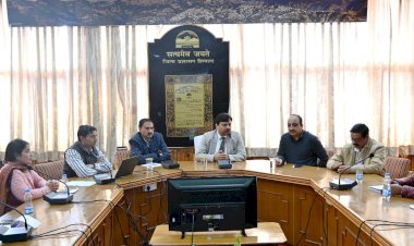 सभी विभाग 7 अप्रैल से पूर्व कर्मचारियों की डाटा एन्ट्री सुनिश्चित करें:उपायुक्त