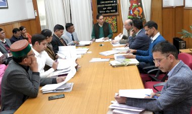 मुख्य सचिव ने हितधारकों के साथ चुनाव तैयारियों की समीक्षा की