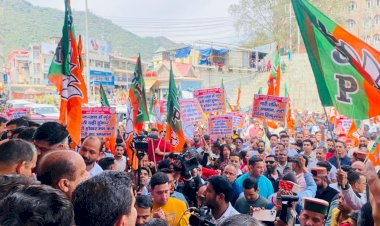 मंडी में कांग्रेस के खिलाफ उग्र हुई भाजपा, कंगना के प्रति टिप्पणी को लेकर जताया रोष