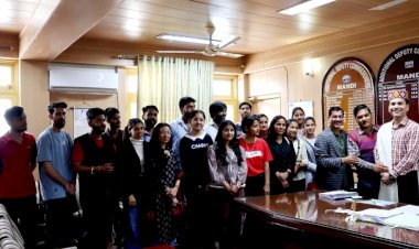 मांडव्य कलामंच ने सांस्कृतिक गतिविधियों को बढ़ावा देने के लिए उपायुक्त मंडी को किया सम्मानित