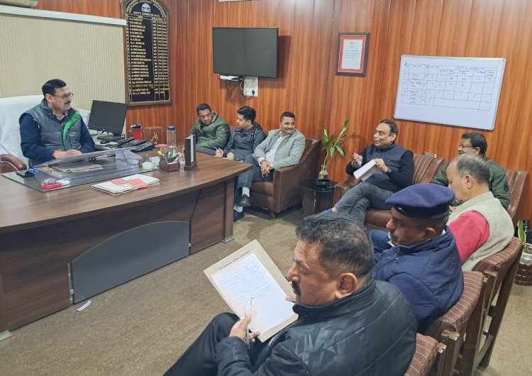सिरमौर जिला में वर्ष 2024 में सड़क दुर्घटनाओं में 20 लोगों की जानें गई -एल. आर. वर्मा
